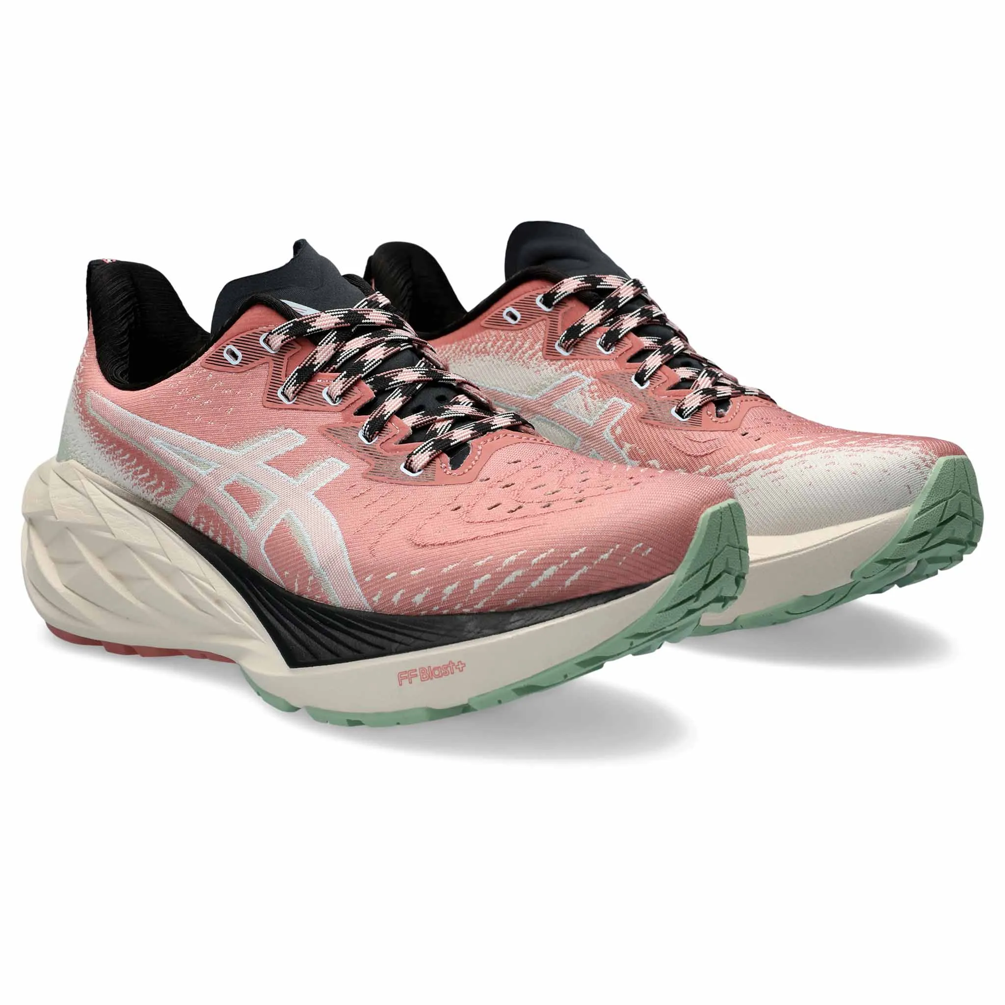 ASICS Novablast 4 TR chaussures de course en sentier pour femme