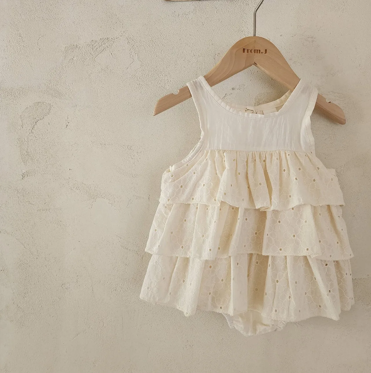 Baby Tiered Ruffle Sleeveless Romper (3-18m)- 2 Colors