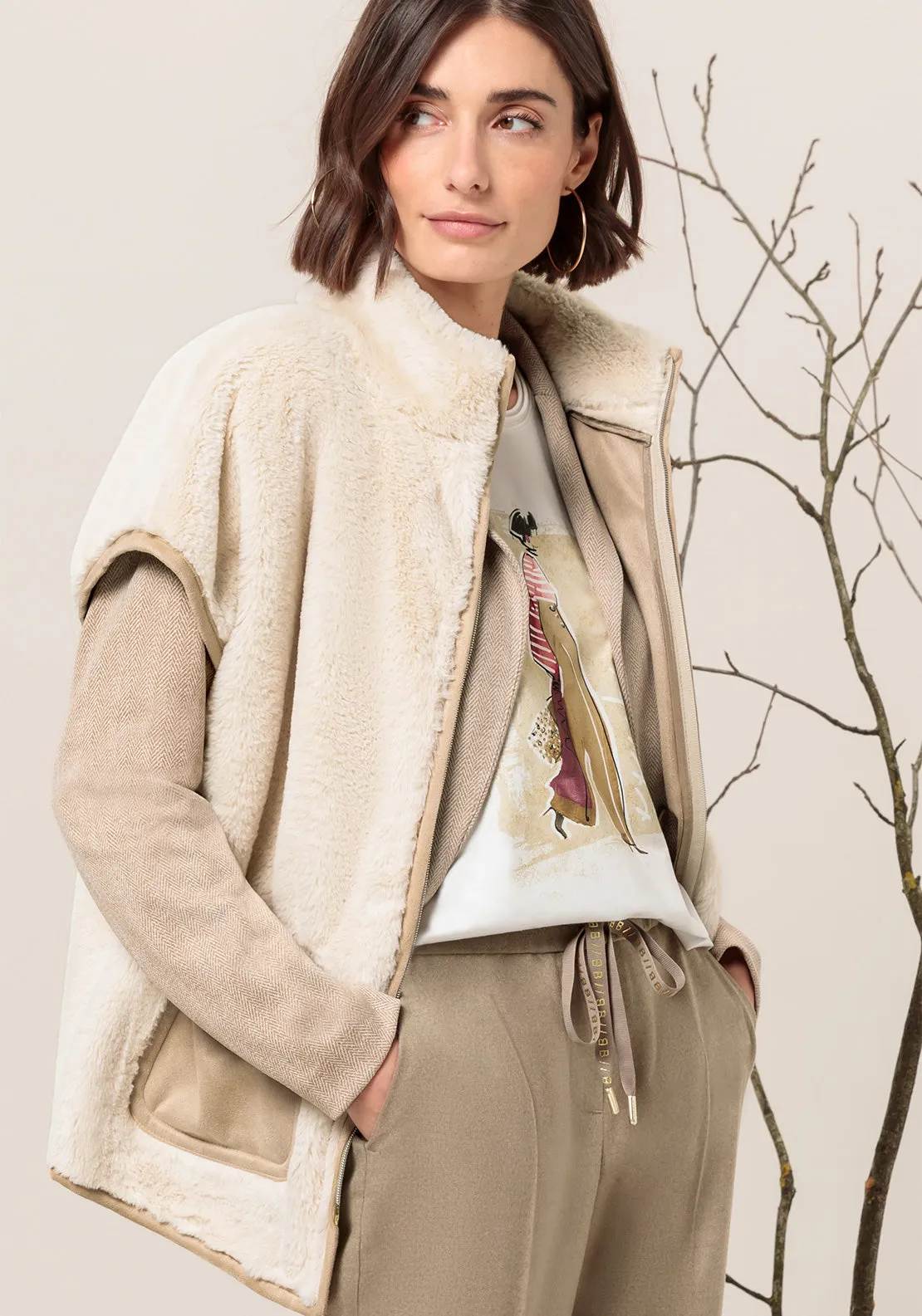 Bianca Carina Faux Fur Waistcoat, Cream