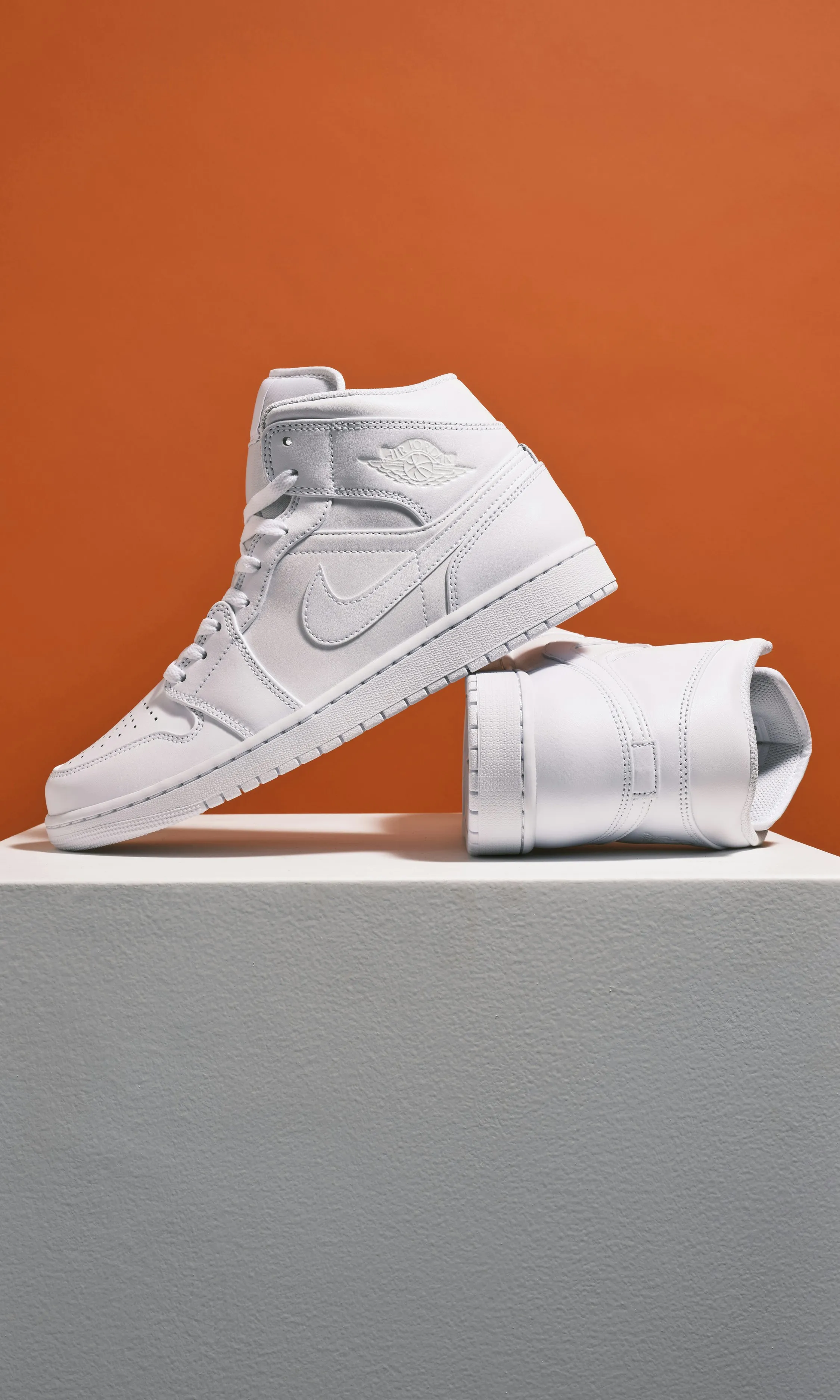 JORDAN Air Jordan 1 Mid Sneakers White | Men | Junkyard