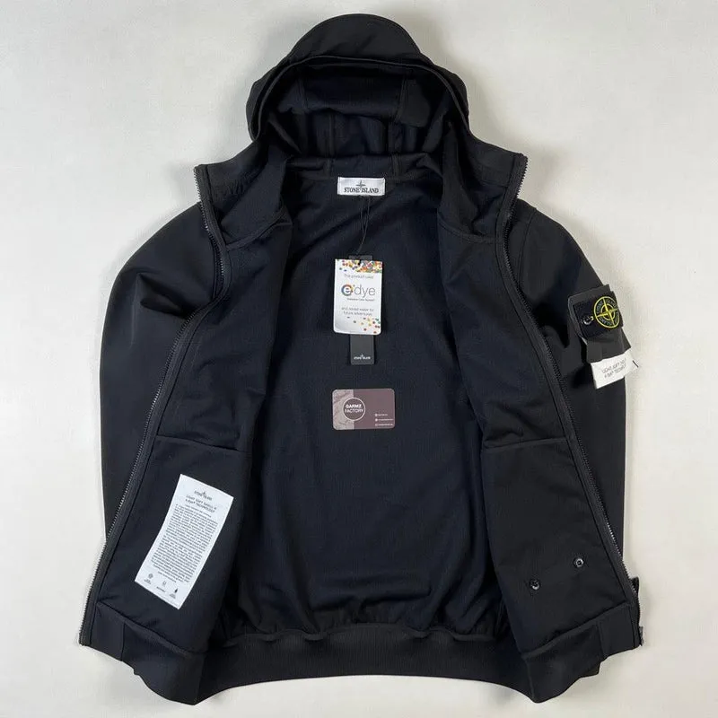 Light Soft Shell-R e-dye technology Hooded Jacket Black