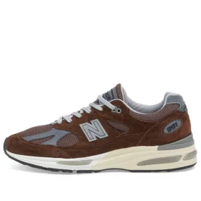 New Balance U991BR2 in Brown