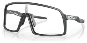 Oakley Sutro Matte Carbon Photochromic Goggles / Ref: OO9406-9837