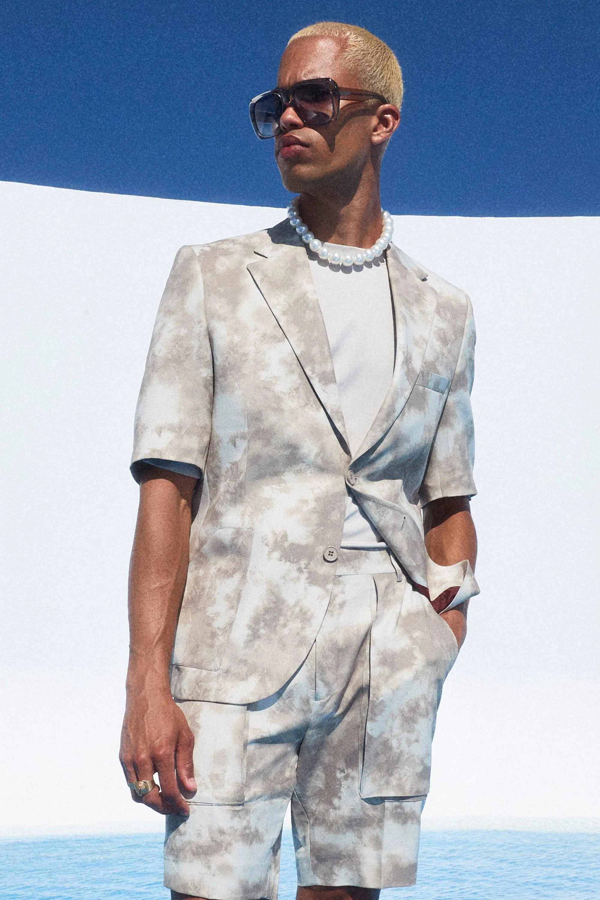 Single Breasted Relaxed Short Suit Jacket