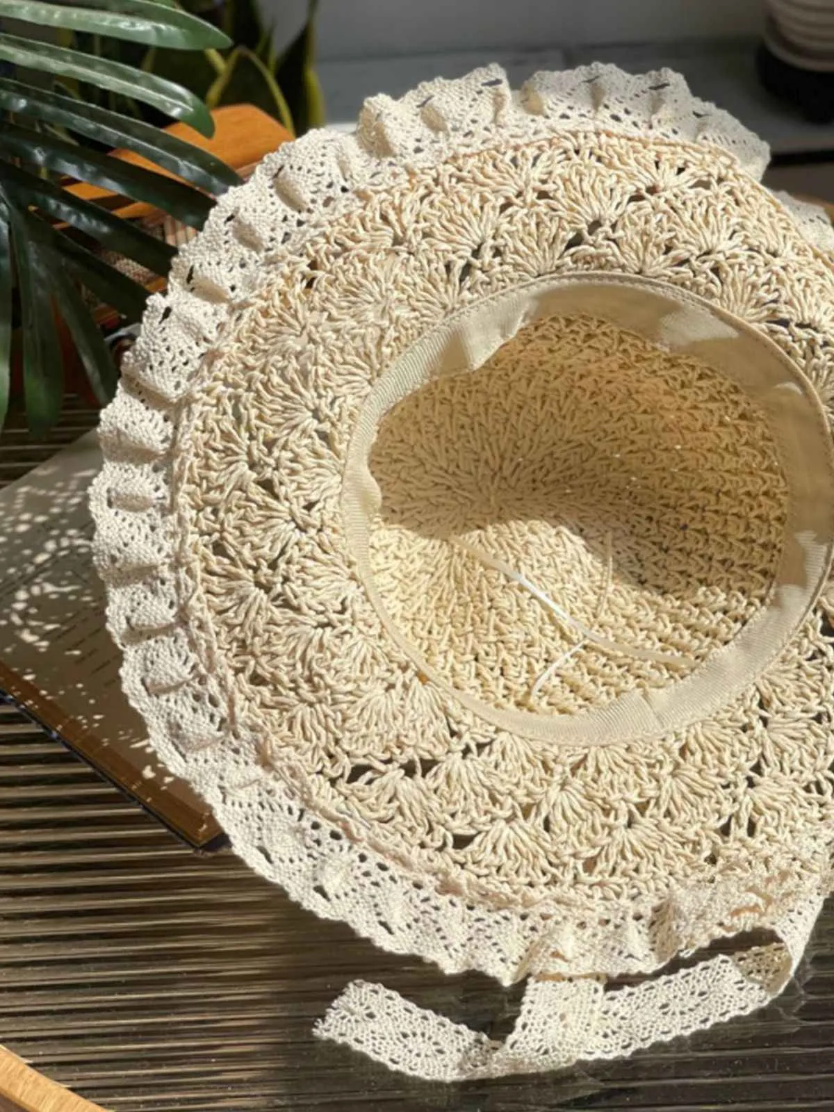 Vintage Knitted Lace Brim Beach Sun Hat