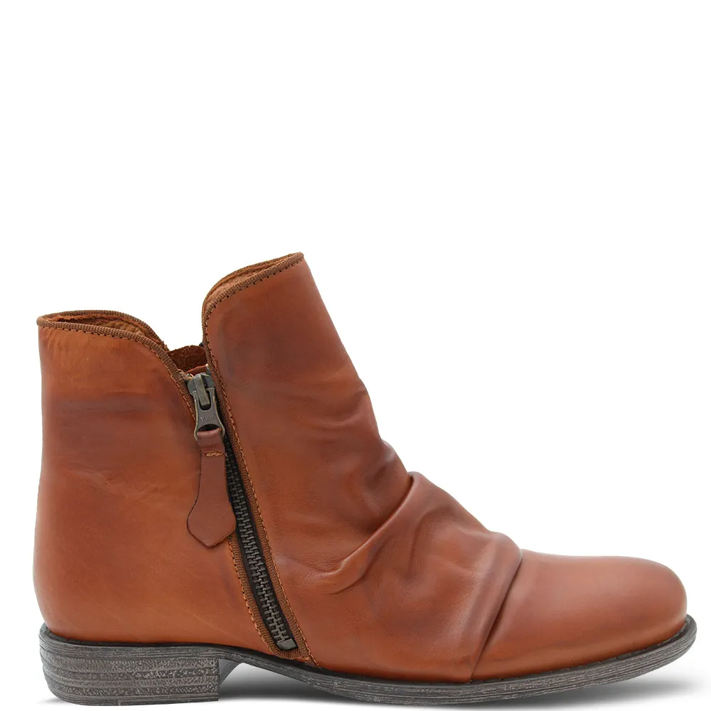 WILLET WOMENS FLAT BOOT